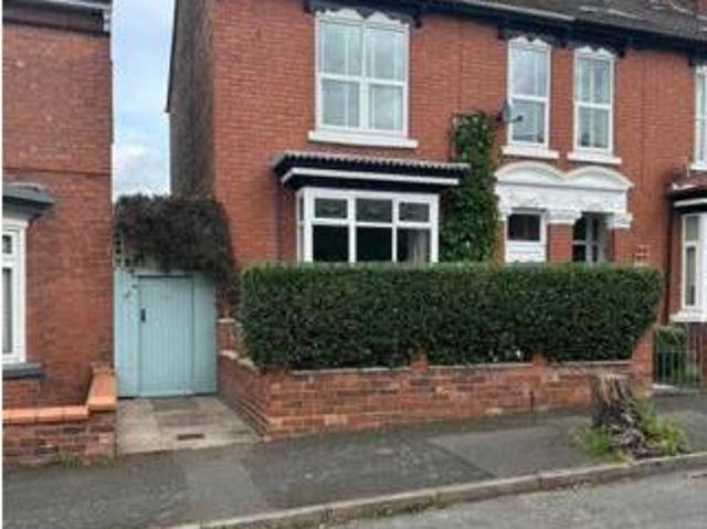 House for sale in Goldthorn Hill, Penn