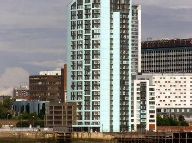 Apartment for rent in Calderstones