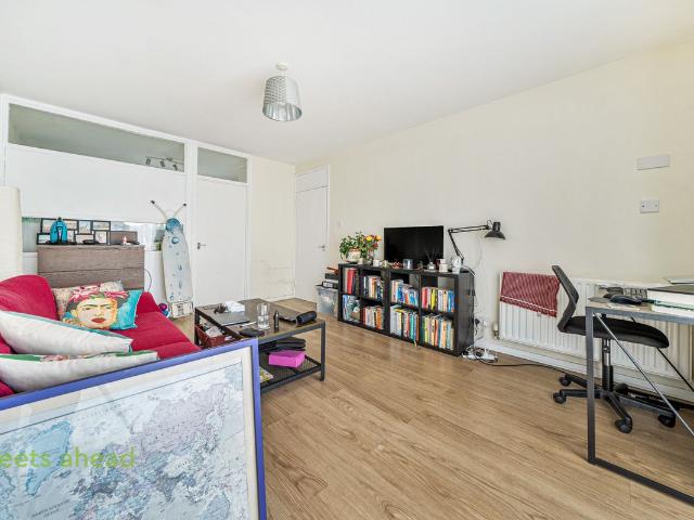 Apartment for rent in West Norwood, Greater London