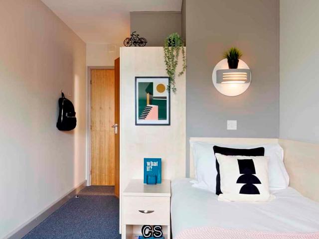 Apartment for rent in Lipson Vale, Mount Wise