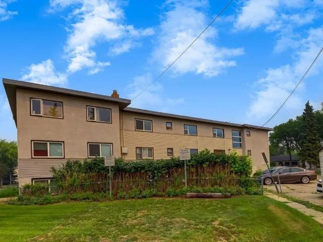 Apartment for rent in Wedgewood, Alberta