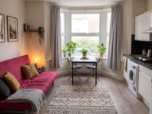 Studio for rent in West Ealing, Greater London