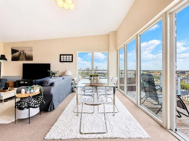 Apartment for rent in Cardiff International Sports Village, Cardiff