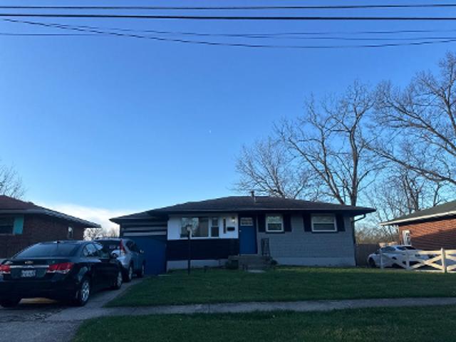 House for sale in Roselawn, Ohio