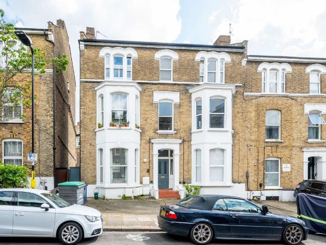 Studio for rent in London Borough of Ealing, Greater London