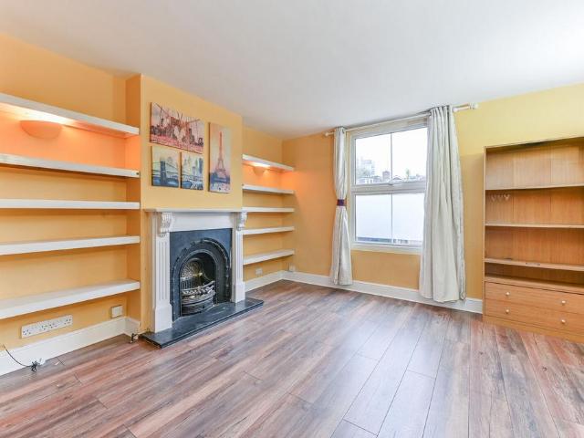 House for rent in Sutton New Town, Greater London