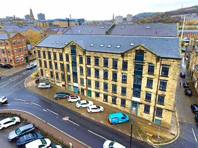 House for sale in Halifax, West Yorkshire