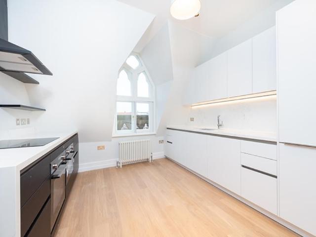 Apartment for rent in Holywell, The Slade