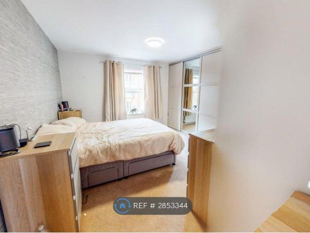 Room for rent in Little Chester, East Midlands