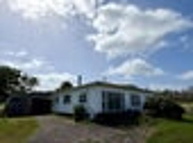 House for rent in Awhitu, Oroua County