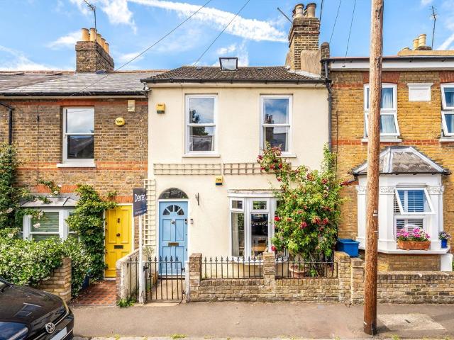 House for rent in London Borough of Hounslow, Greater London