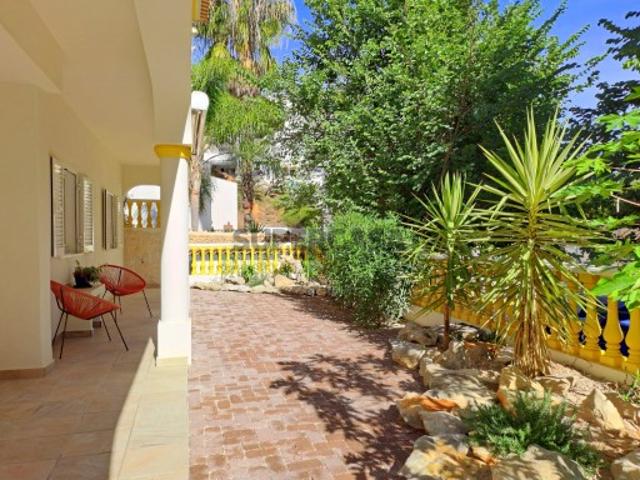 Casa venda em Albufeira e Olhos de Água, Albufeira