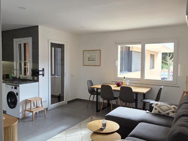 Apartamento alugar em Armação De Pêra, Faro