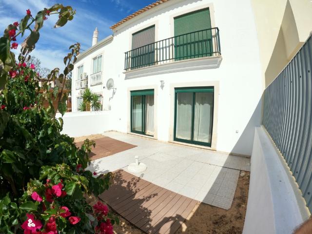 Casa alugar em Pêra