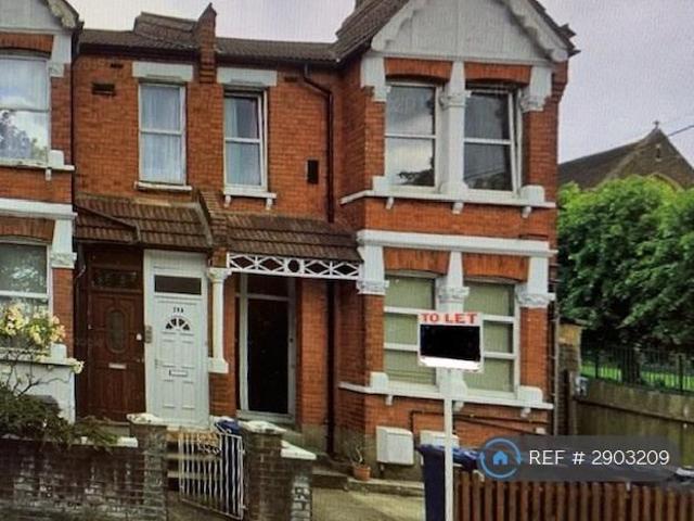 House for rent in West Hendon, The Hyde