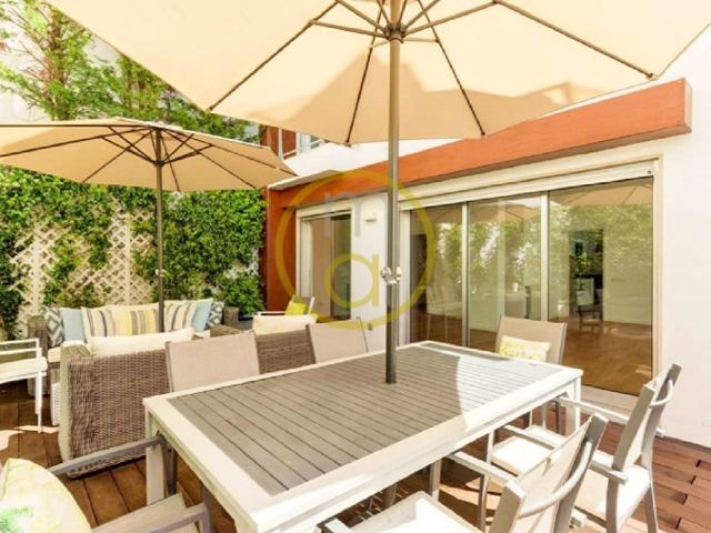 Apartamento alugar em Núcleo Urbano Histórico de Oeiras, Oeiras