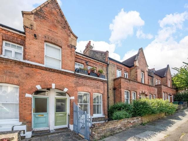 Apartment for rent in London Borough of Lewisham, Ladywell
