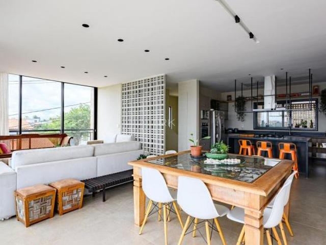 Casa venda em Região Geográfica Imediata do Distrito Federal, Região Integrada de Desenvolvimento do Distrito Federal e Entorno