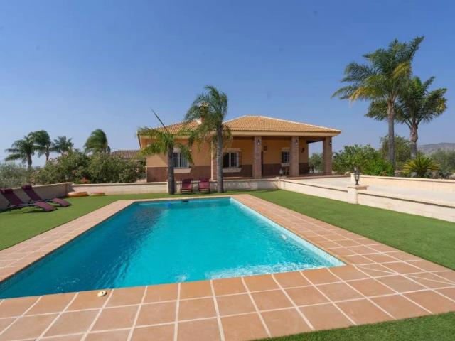 Apartamento en alquiler en Valle del Guadalhorce, Andalucía