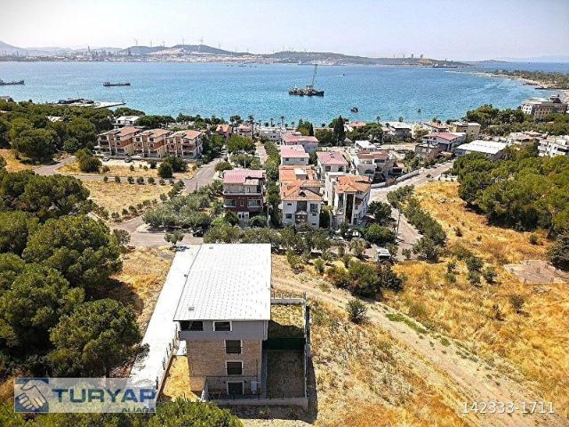 Aliağa, İzmir içerisinde satılık Villa