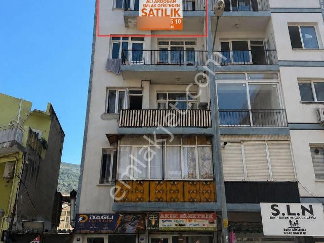 Tire, İzmir içerisinde satılık mülk