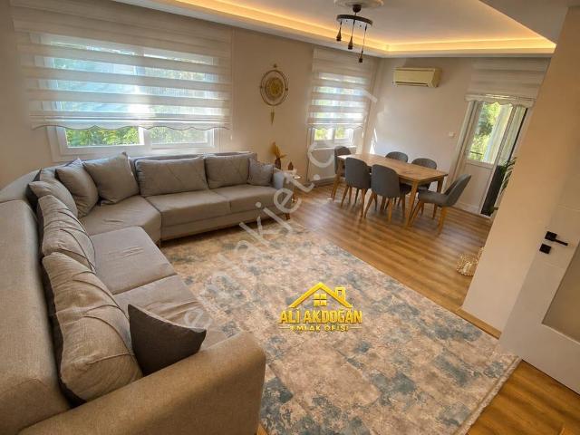 Tire, İzmir içerisinde satılık mülk