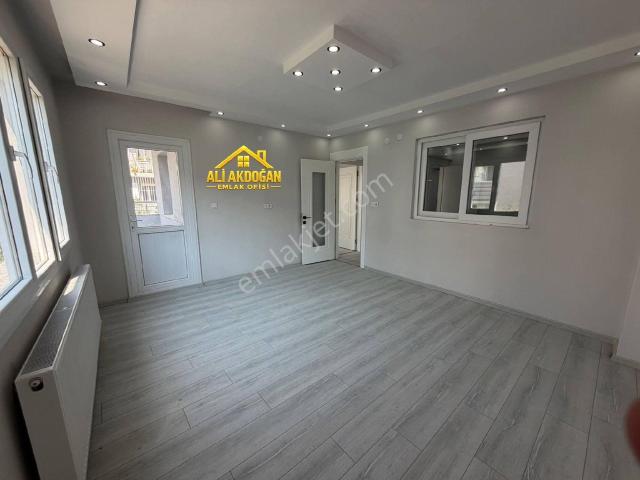 Tire, İzmir içerisinde satılık mülk