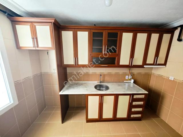 Ali Fuat Cebesoy Mahallesi, Karabağlar içerisinde kiralık mülk