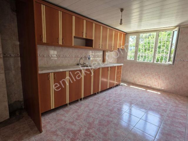 Ali Fuat Cebesoy Mahallesi, Karabağlar içerisinde kiralık mülk
