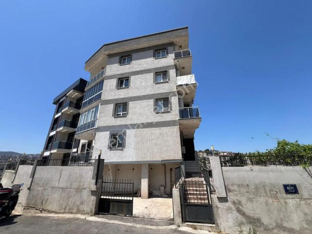 Karabağlar, İzmir içerisinde satılık mülk