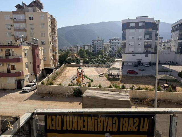 Kum, Finike içerisinde satılık mülk