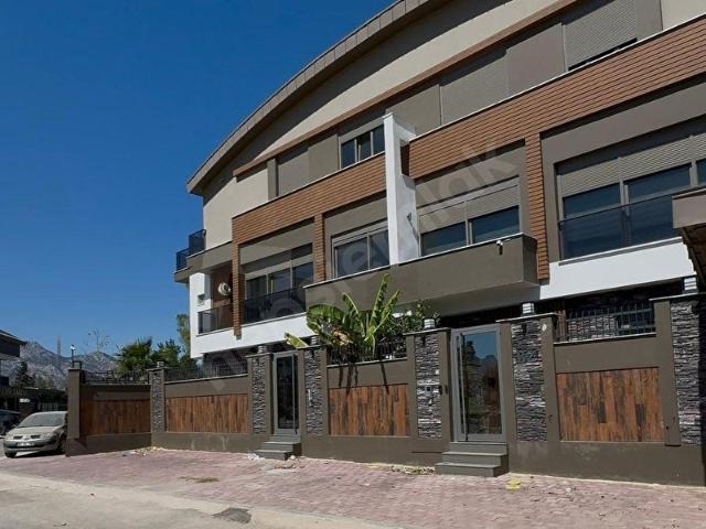 Molla Yusuf Mahallesi, Konyaaltı içerisinde satılık Villa