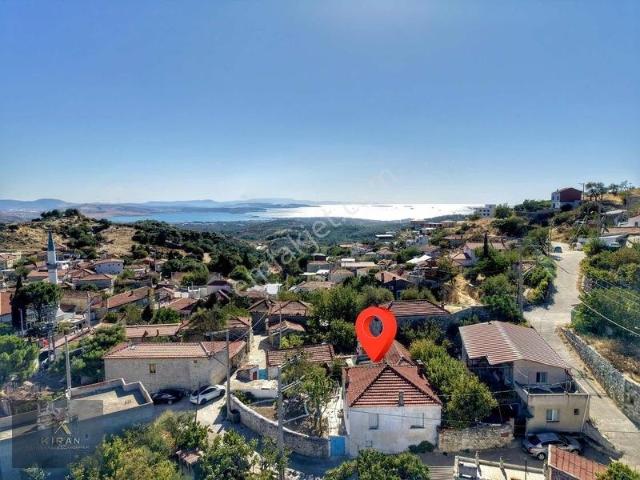 Aliağa, İzmir içerisinde satılık Villa
