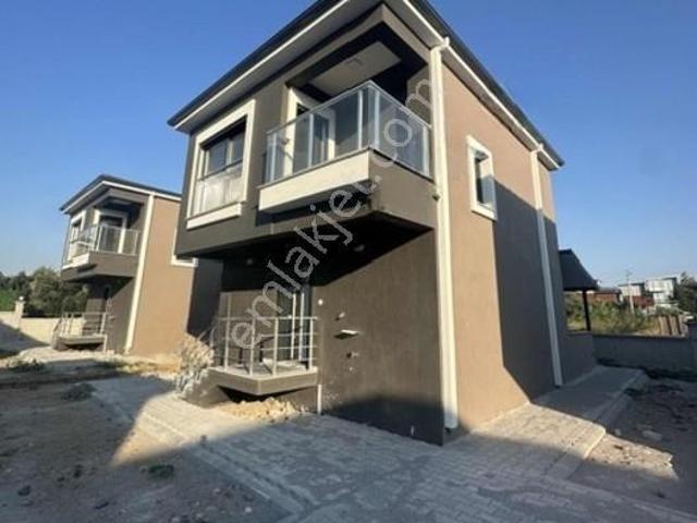 Aliağa, İzmir içerisinde satılık Villa