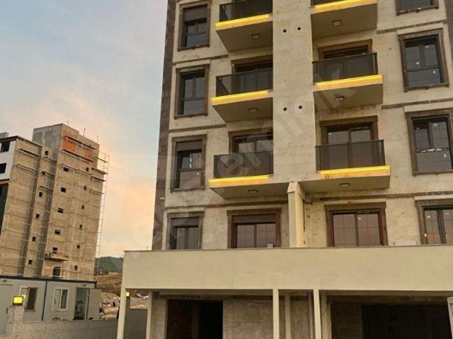 Aliağa içerisinde satılık Dükkan