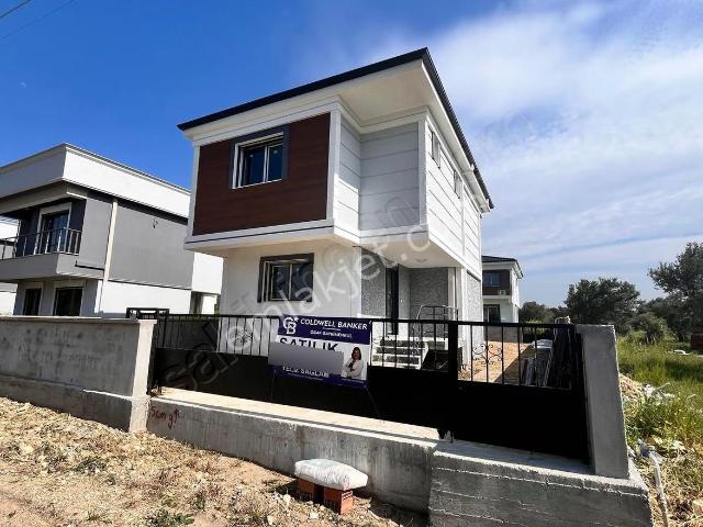 Aliağa, İzmir içerisinde satılık Villa