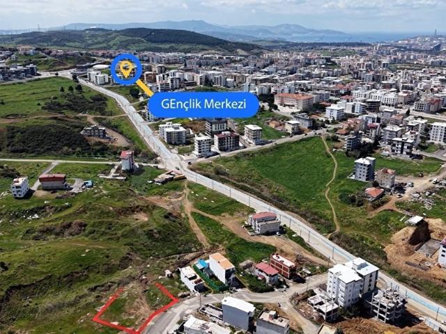 Aliağa, İzmir içerisinde satılık Arsa