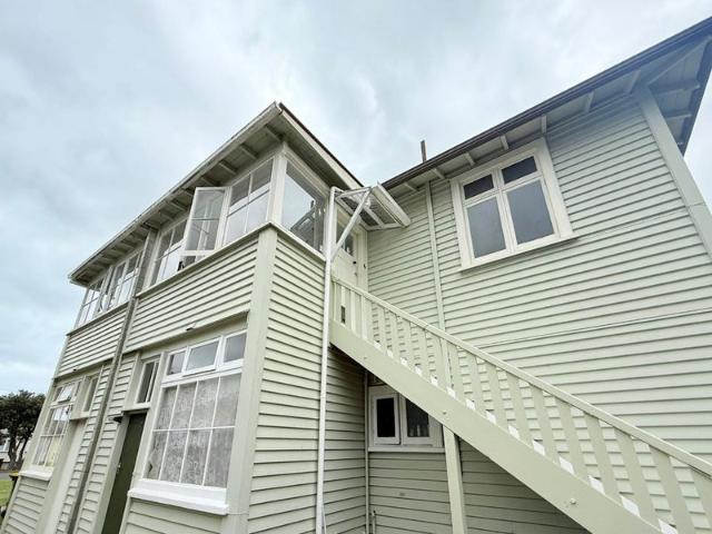 Apartment for rent in Days Bay, Wellington