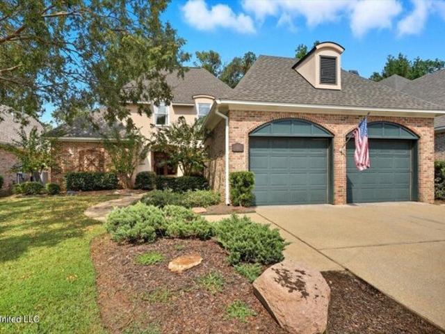 House for sale in Ridgeland, Mississippi
