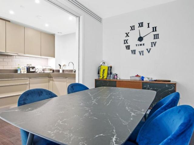 House for rent in St. George in the East, Greater London