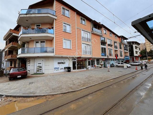 İzmit, Kocaeli içerisinde satılık mülk