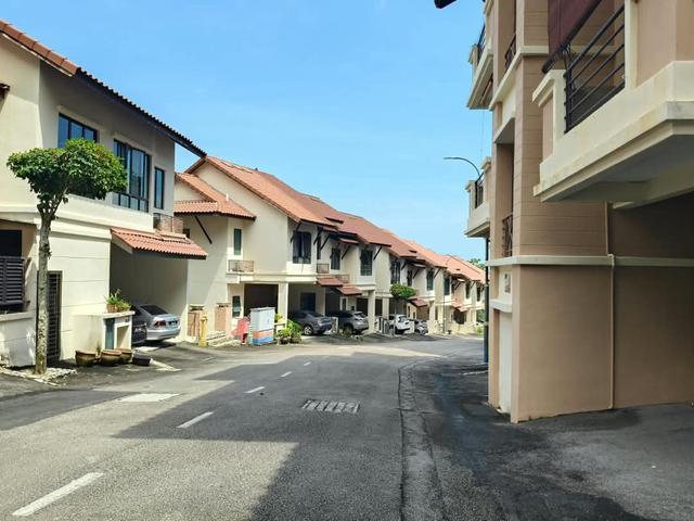 Townhouse for rent in Timur Laut, George Town
