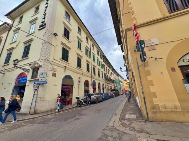 Locale Commerciale in vendita a Quartiere 1, Firenze