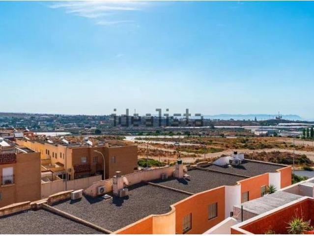 Casa en venta en Villa Blanca, Almería