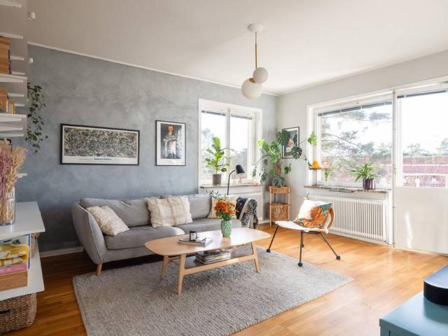 Bostad till salu i Vantör, Stockholm