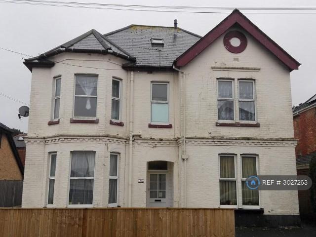 Apartment for rent in Charminster, Bournemouth
