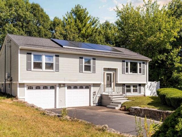 House for sale in Lynn, Essex County