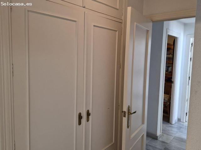 Casa en venta en Gines, Andalucía