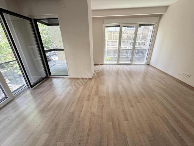 Kadiköy, İstanbul içerisinde kiralık mülk