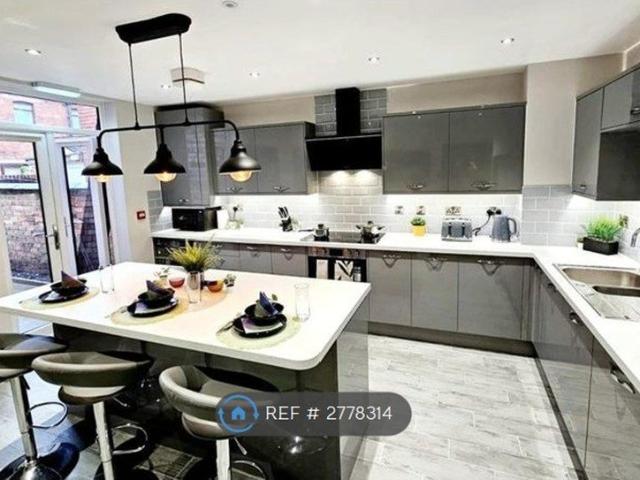 Room for rent in Newtown, Wigan